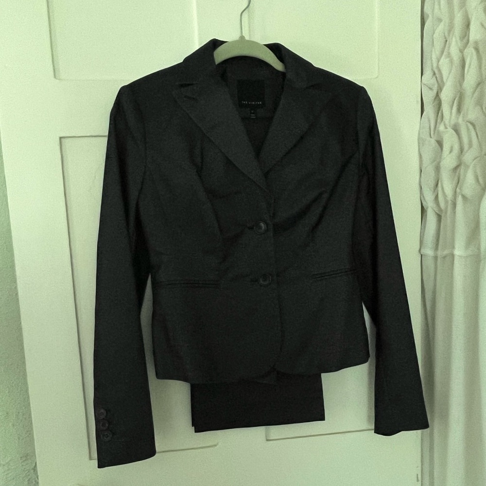 BNWT denim suit in size 6, from The Limited
